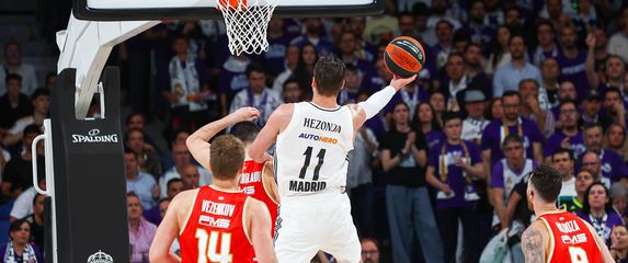Mario Hezonja protiv Olympiacosa