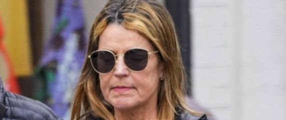 Savannah Guthrie - 3