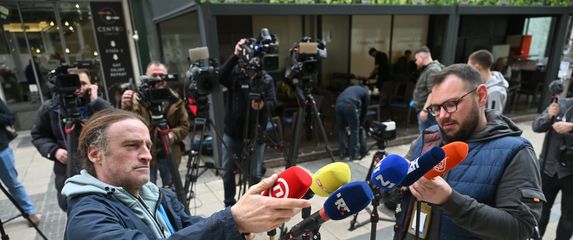 Novinari, ilustracija