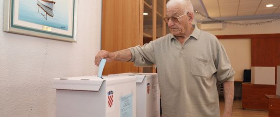 Glasanje, ilustracija