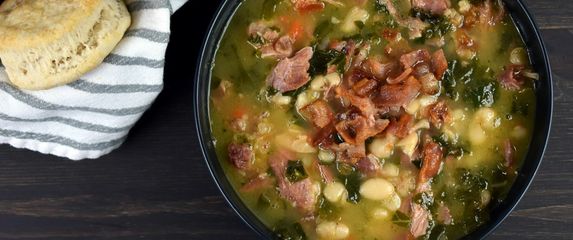 Zeleno varivo s dimljenom šunkom