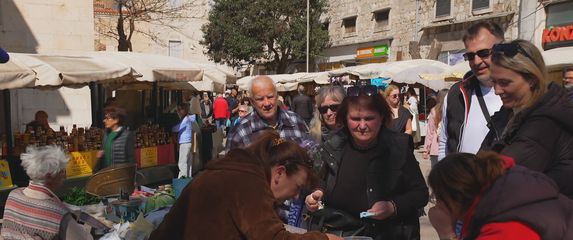 Posljednja predblagdanska kupnja