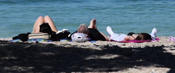 Sunčan dan u Makarskoj