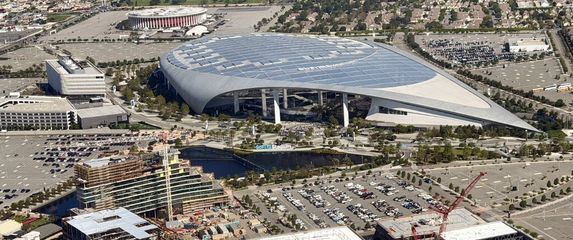 SoFi stadion u Inglewoodu u okolici Los Angelesa