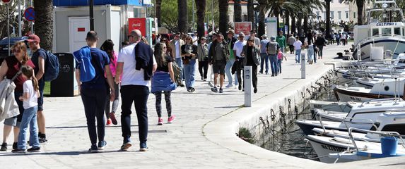 Makarska riva, ilustracija