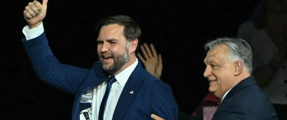 JD Vance i Viktor Orban