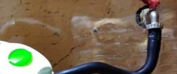 Bizarna kreacija grijača tople vode