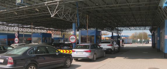 Granični prijelaz - 4