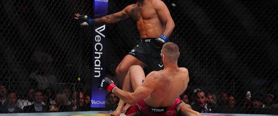 Carlos Ulberg i Jiri Prochazka