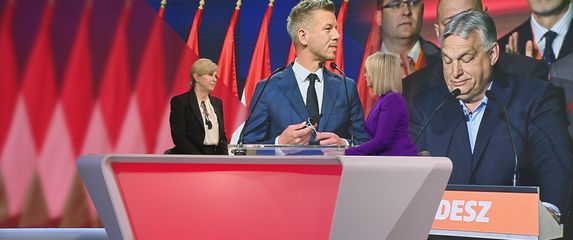 Sabina Tandara Knezović i Kolinda Grabar Kitarović - 5