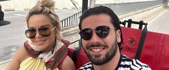 Maja Šuput, Šime Elez