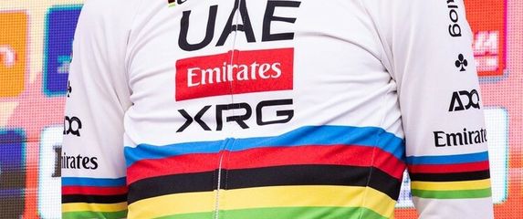 Pogačarov dres s utrke Milano-Sanremo