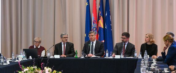 Predsjednik Milanović s članovima Kluba izvoznika - 6