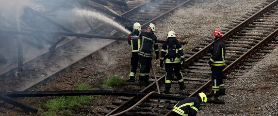 Požar skladišta HŽ-a - 6