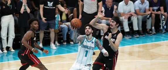 Lamelo Ball protiv Miamija