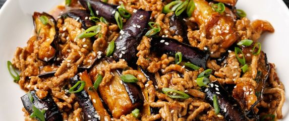 Riža s mljevenim mesom i patlidžanom