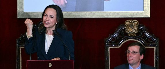 Maria Corina Machado na primanju kod gradonačelnika Madrida Josea Luisa Martinez-Almeide