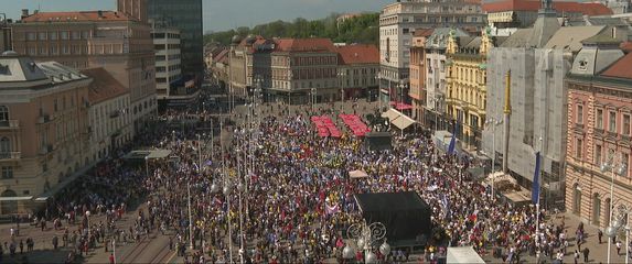 Prosvjed za veće plaće i mirovine