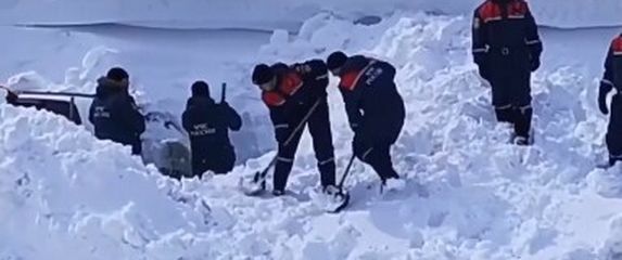 Snježni nanosi u Zabajkalskom kraju u Rusiji