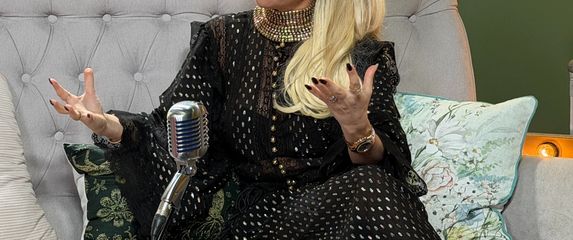 Maja Šuput prva je gošća podcasta Nema labavo by IN magazin