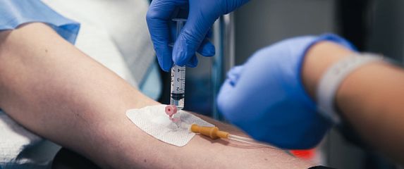 Pacijent na kemoterapiji, ilustracija