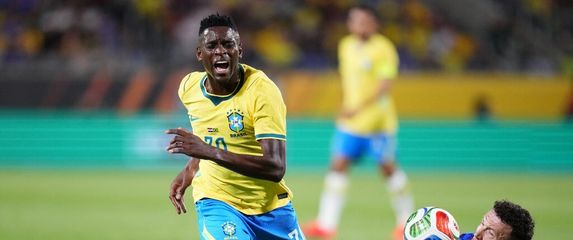 Estevao i Ivan Perišić