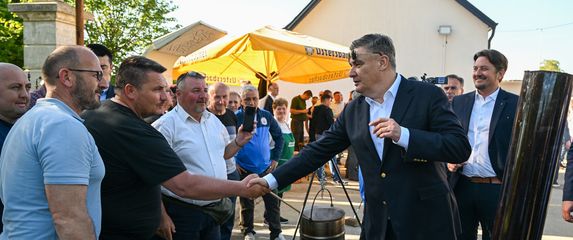 Milanović u Starim Mikanovcima - 1
