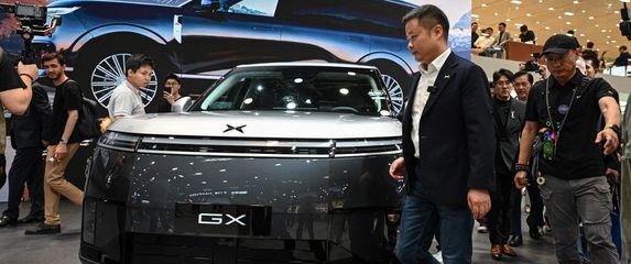Xpeng GX