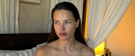 Adriana Lima - 2