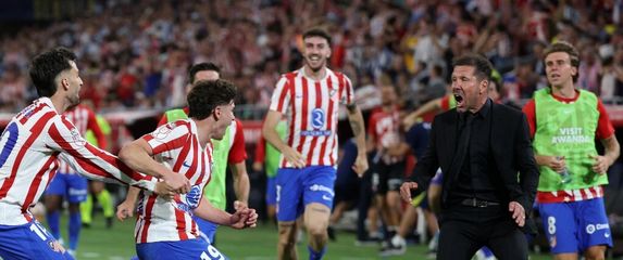 Diego Simeone i igrači Atletico Madrida