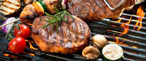 Kako se piše: grillati ili grilati