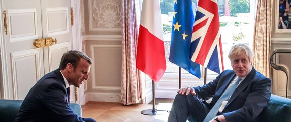 Emmanuel Macron, Boris Johnson (Foto: Christophe PETIT TESSON / POOL / AFP)