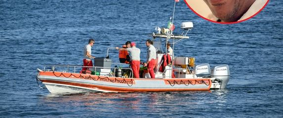 Pronađeno je jedno tijelo nakon što je u blizini Sicilije potonula luksuzna jahta, a za šest ih se još uvijek traga