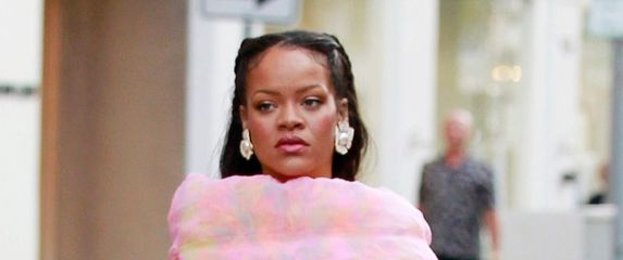 Rihanna je ponovno iznenadila svojim trudničkim izdanjem