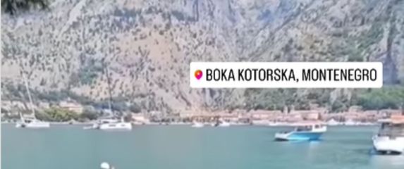 Slika plaže u Crnoj Gori i oznaka lokacije