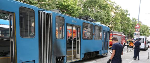 Požar tramvaja broj 13 - 5