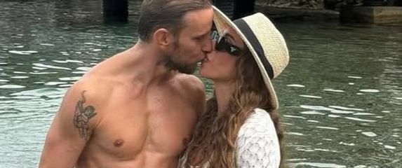 Ivan Rakitić i Raquel Mauri - 3