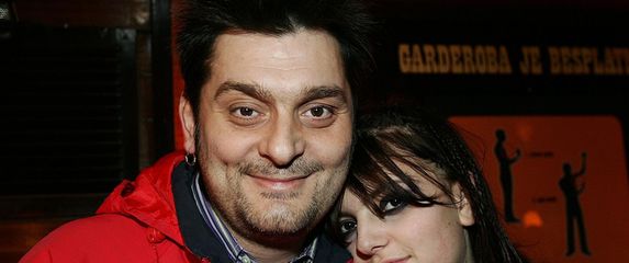 Ella Dvornik, Dino Dvornik