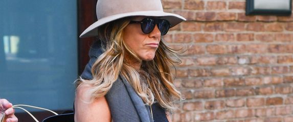 U privatnim trenucima Jennifer Aniston je ljubiteljica udobnih kombinacija