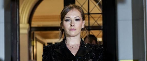 Jovana Stojiljković - 1