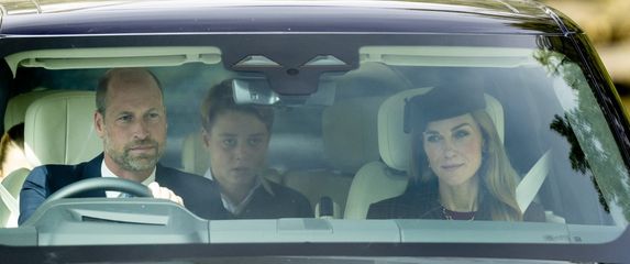 Kate Middleton i princ William s djecom - 6