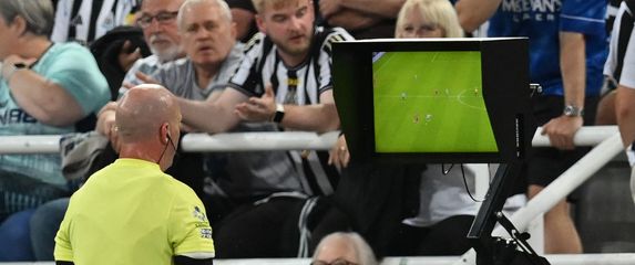 VAR