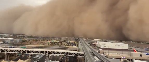 Pješčana oluja u Arizoni