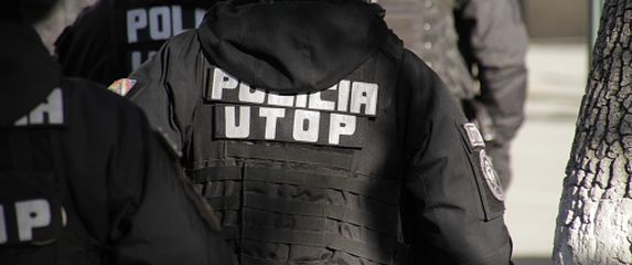 Bolivijska policija, ilustracija