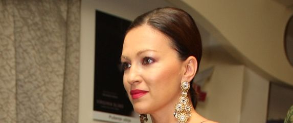 Nina Badrić uvijek plijeni poglede