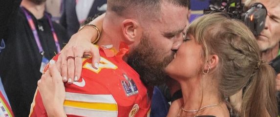 In Magazin: Taylor Swift i Travis Kelce - 5