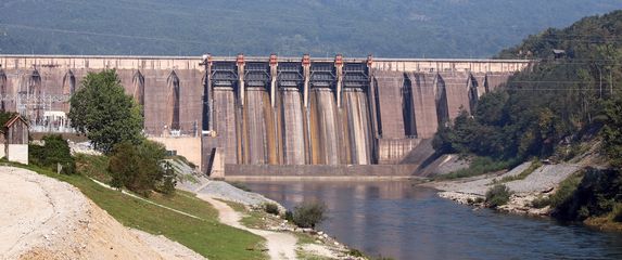 Hidroelektrana Bajina Bašta u Perućcu