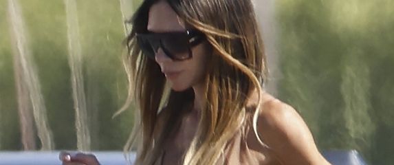 Victoria Beckham - 4