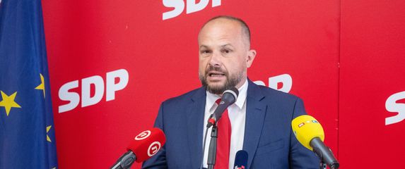 Siniša Hajdaš Dončić