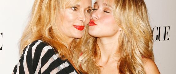 Hayden Panettiere i Lesley Vogel